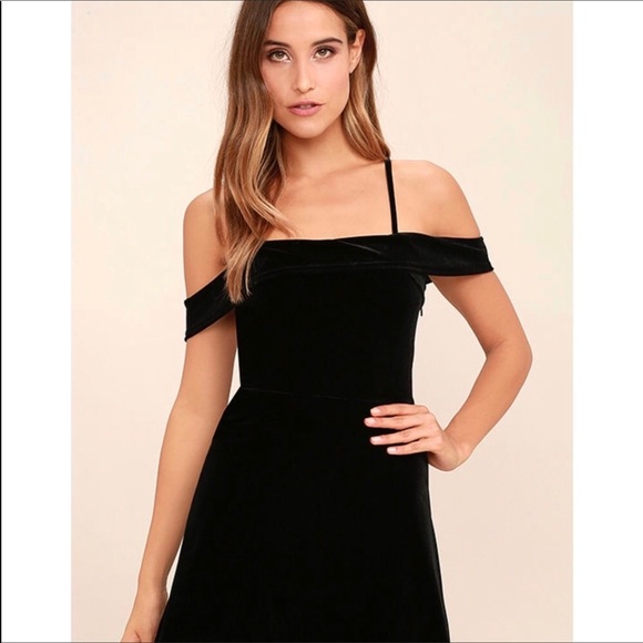 ❤️LAST ONE❤️ Velvet Off The Shoulder Dress - Picture 6 of 7
